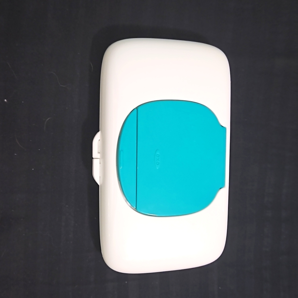 SOLD  Wet Wipes Holder